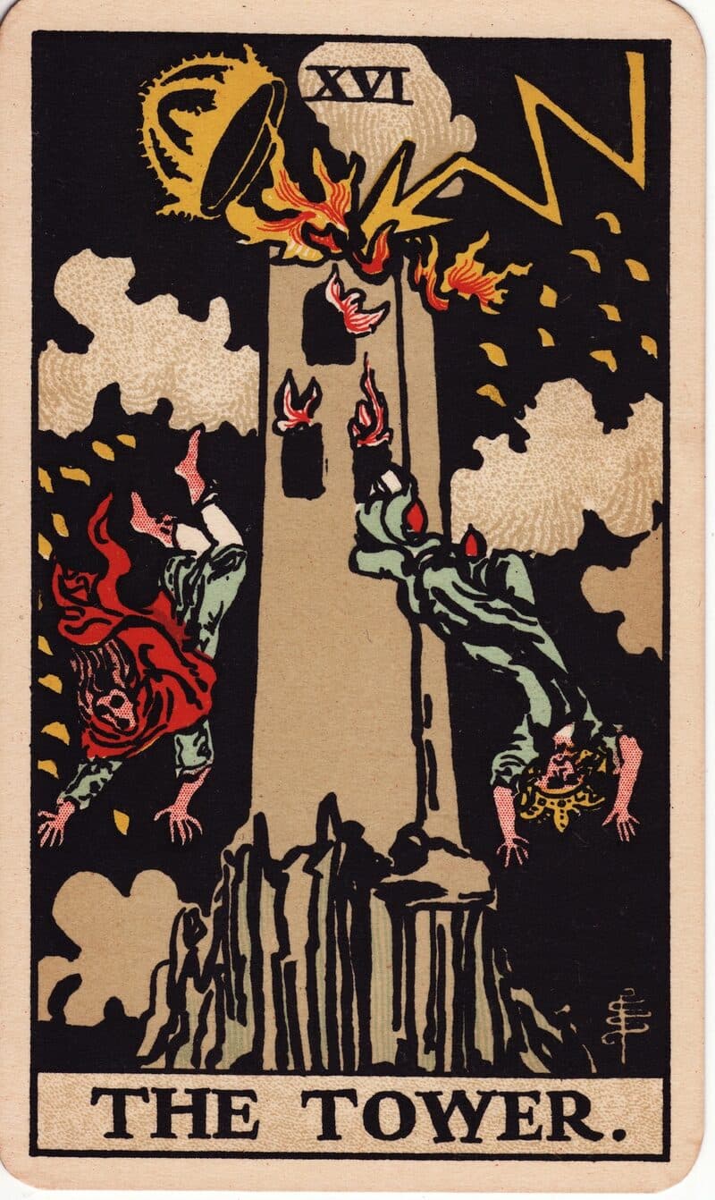 Carta de La Torre — torre de piedra alcanzada por un rayo con corona desprendida y dos figuras cayendo, baraja Rider-Waite-Smith